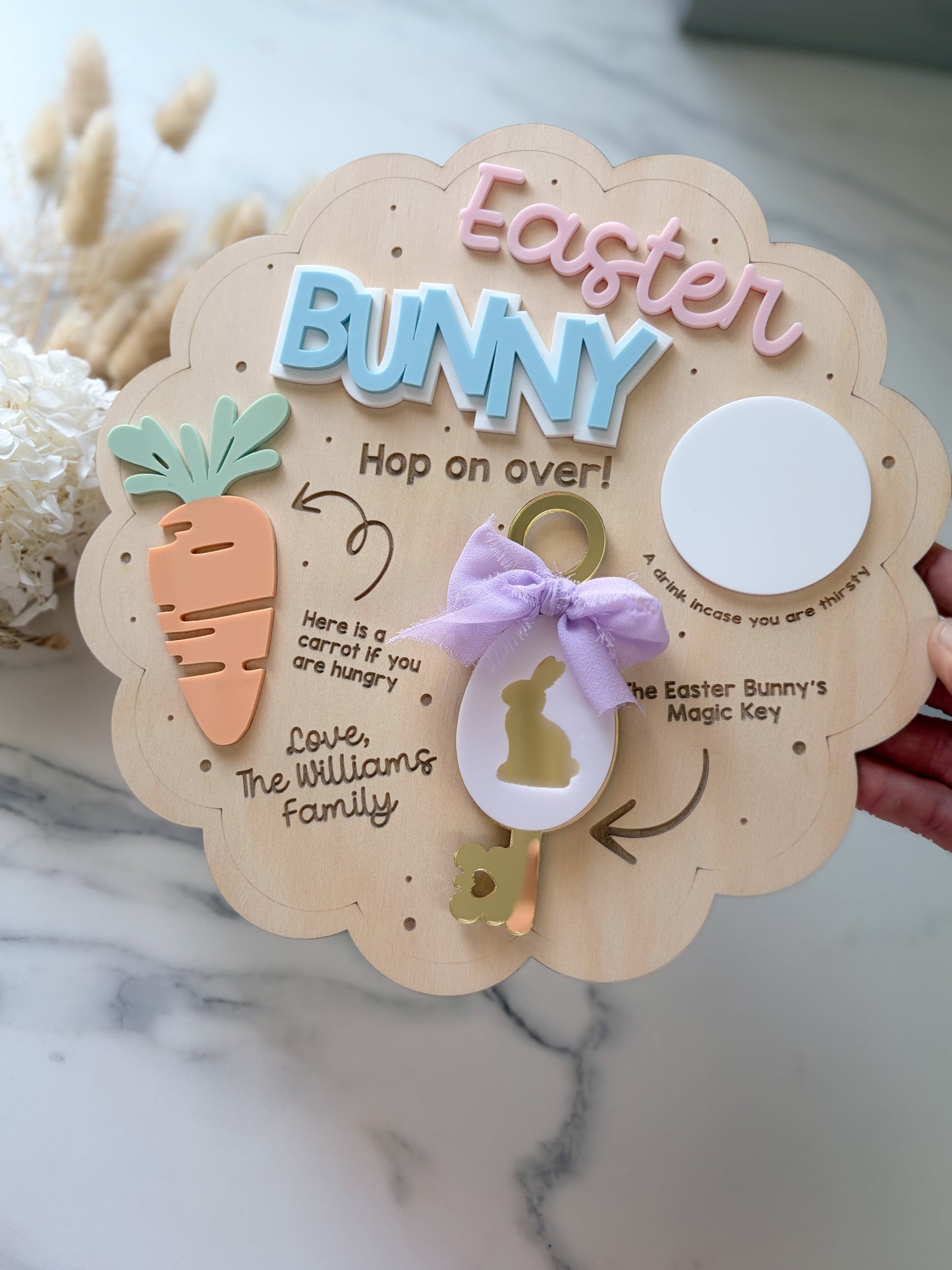 Scallop Treat Tray with removable key